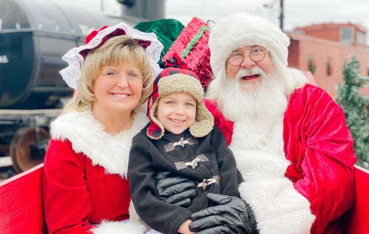 Photo 2 of Christmas in the Ville Opening Night.