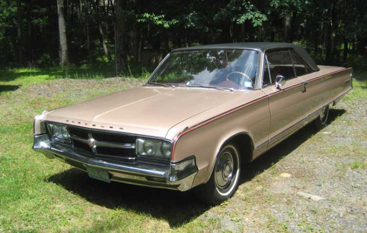 Photo 2 of Chrysler 300 Club International 1955-1965.