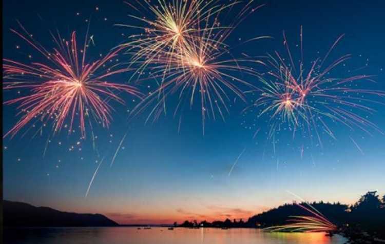 Photo 2 of Copan Lakeside Fireworks.