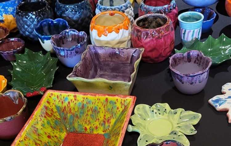 Photo 2 of Empty Bowls.