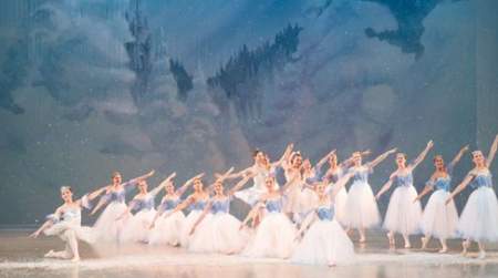 Photo of Tchaikovsky's The Nutcracker presented by Bartlesville Civic Ballet.