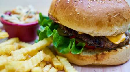 Cheese burger, fries & coleslaw