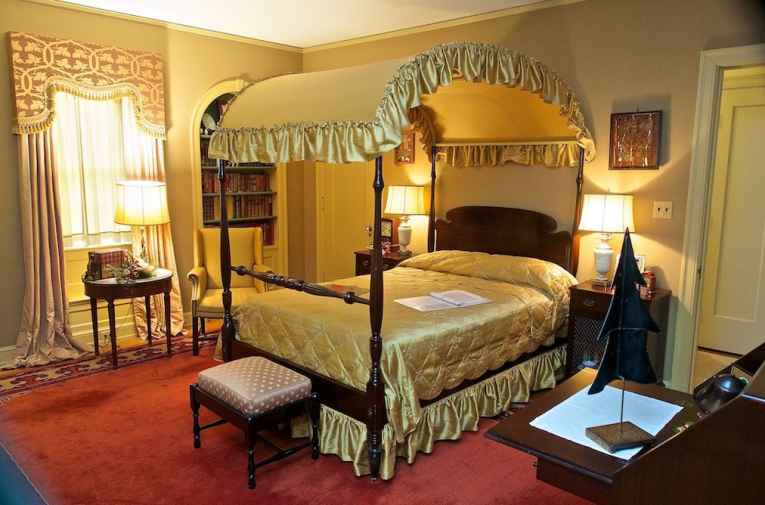 The Glass Mansion (Nowata, OK) Explore Bartlesville, OK